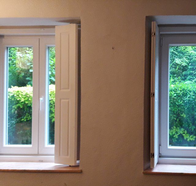 ventanas de PVC con contraventanas dobles con instalación en Cantabria