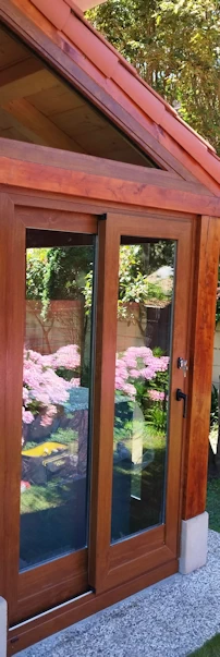 Ventana PVC SALAMANDER de corredera imitación madera