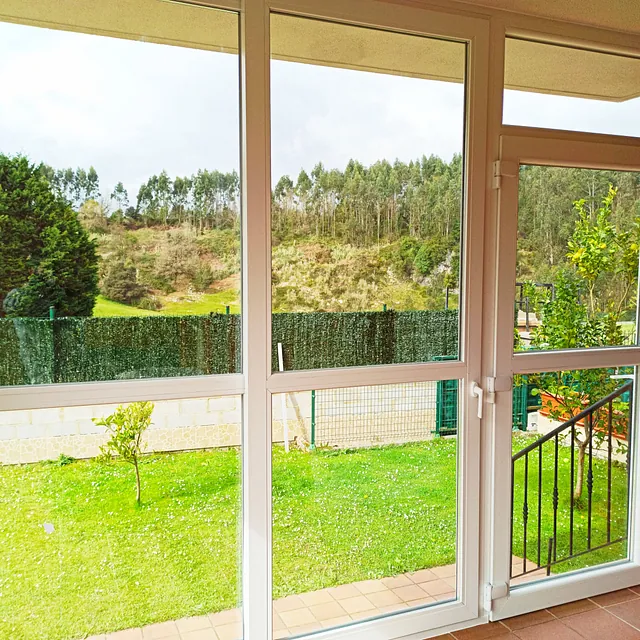 Puerta de PVC con puertas correderas para cerramiento