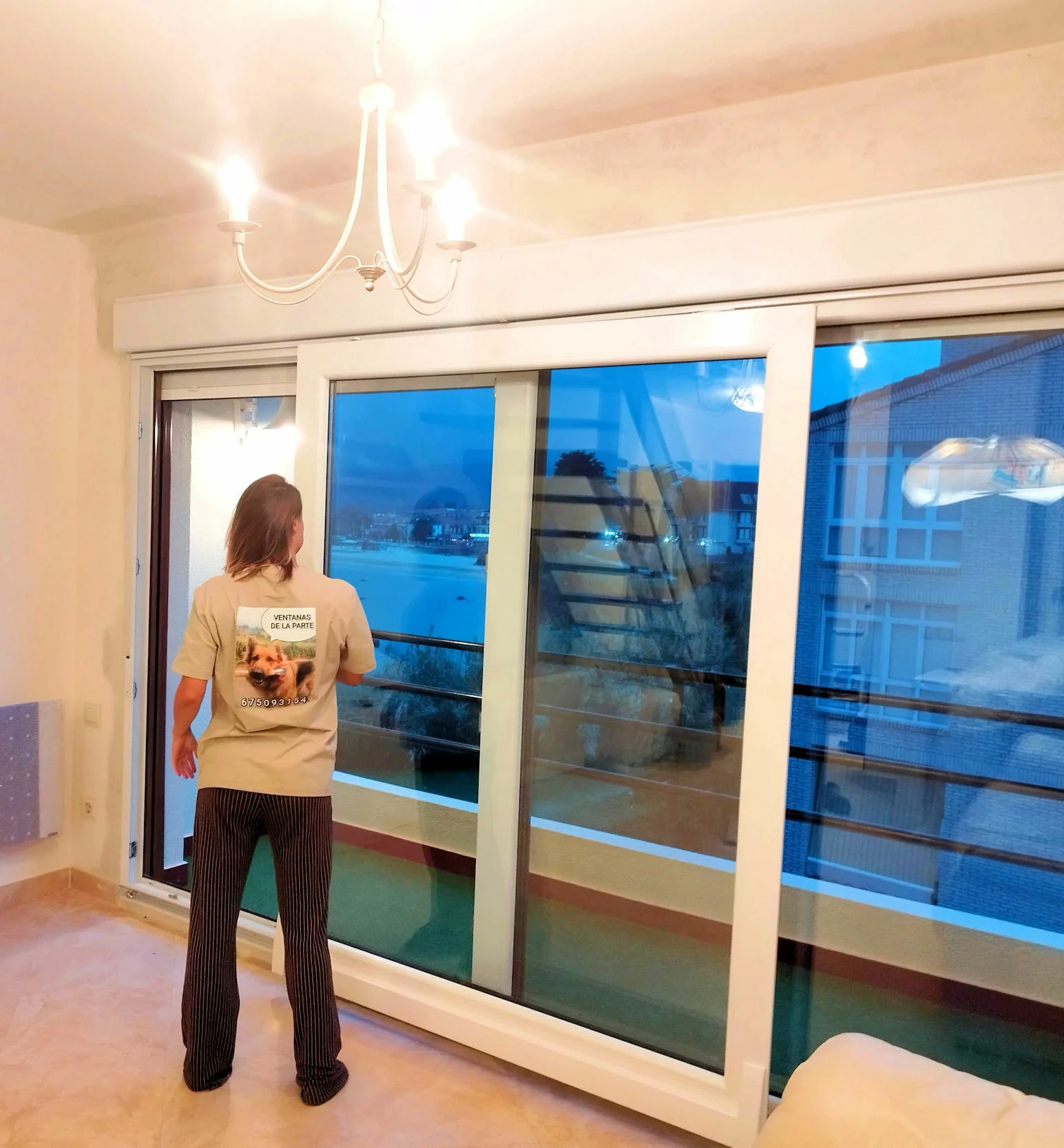 Ventana osciloparalela en PVC en Cantabria